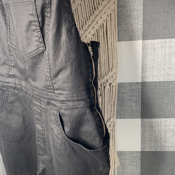 Guess Overhauls - Picture 4 of 5